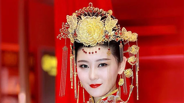 百家乐珠宝向全国发起“寻找最美新娘”征集令！等你来~~